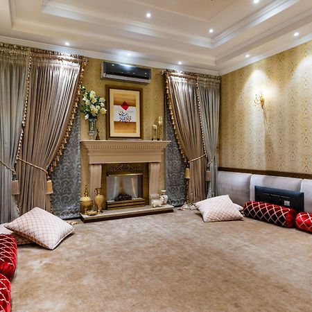 Hotel Luxe Manor Near Delhi Airport New Delhi Ngoại thất bức ảnh
