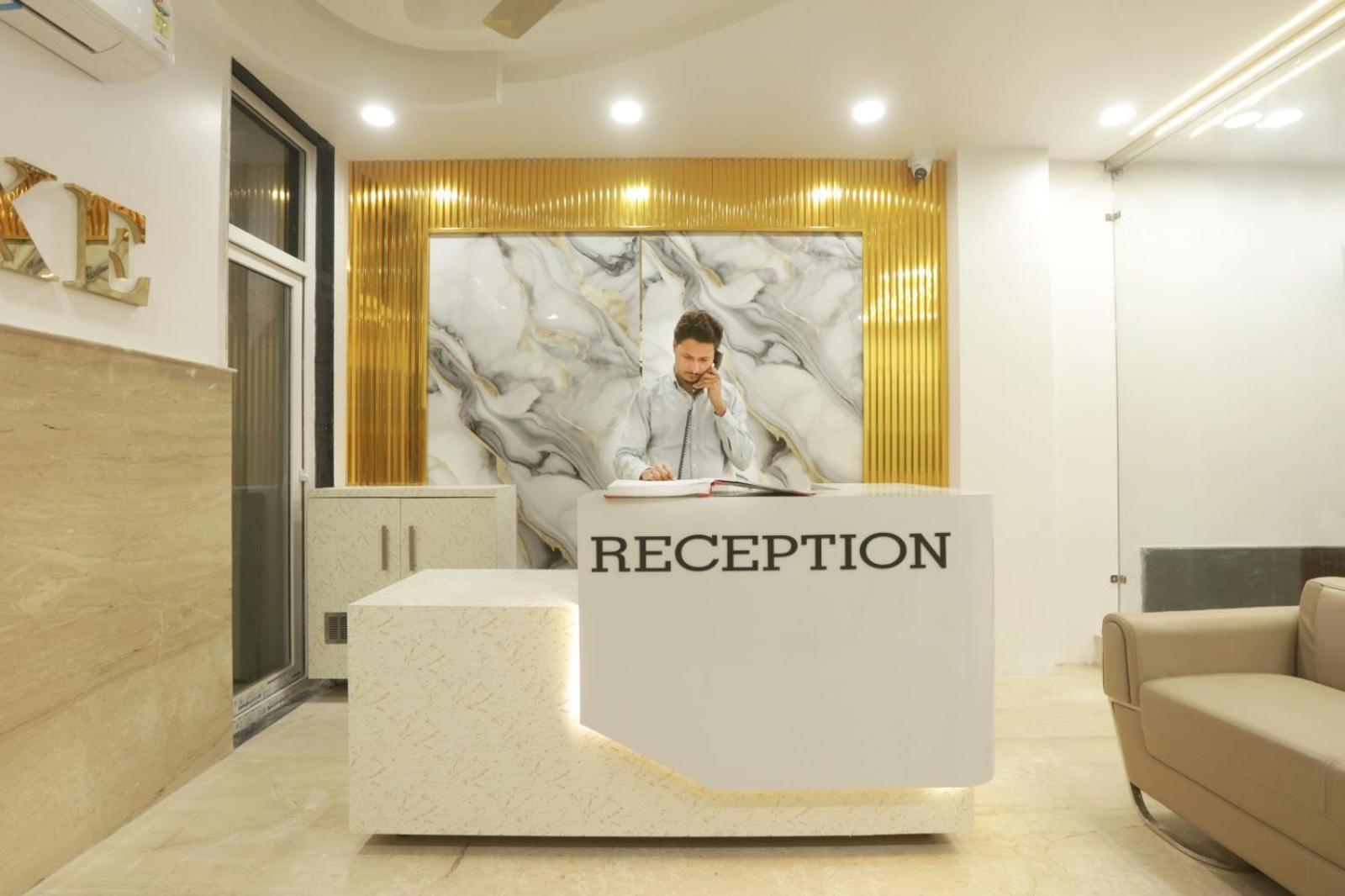 Hotel Luxe Manor Near Delhi Airport New Delhi Ngoại thất bức ảnh
