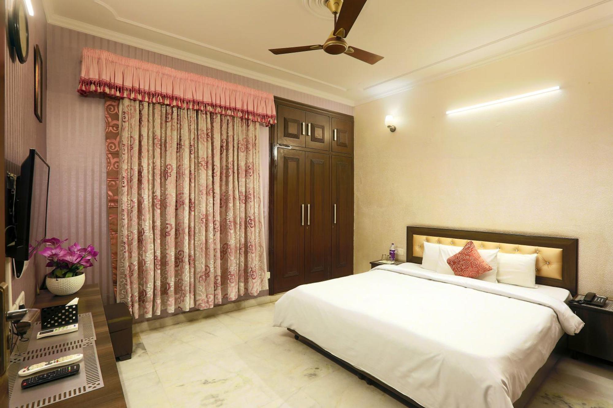 Hotel Luxe Manor Near Delhi Airport New Delhi Ngoại thất bức ảnh