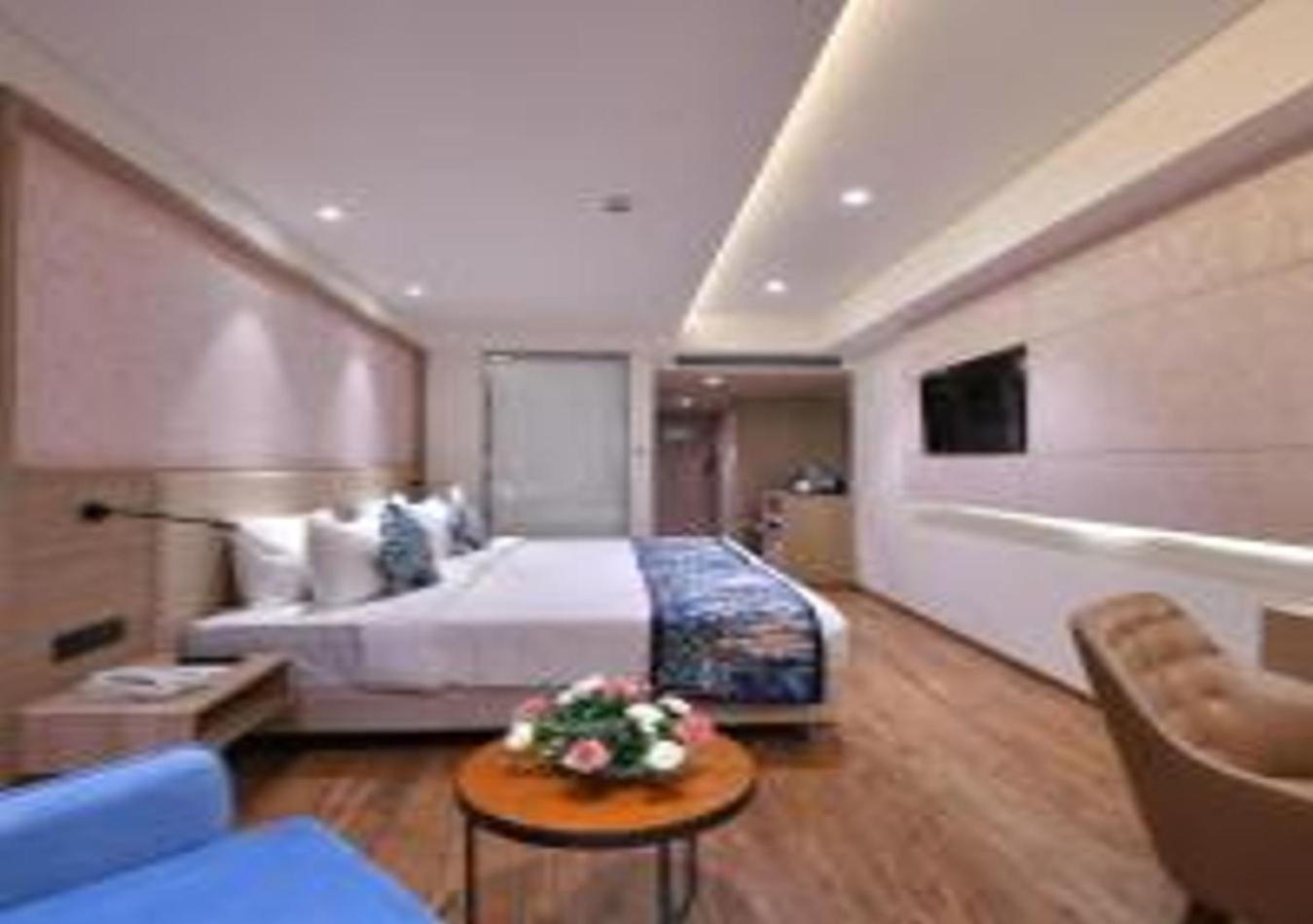 Hotel Luxe Manor Near Delhi Airport New Delhi Ngoại thất bức ảnh