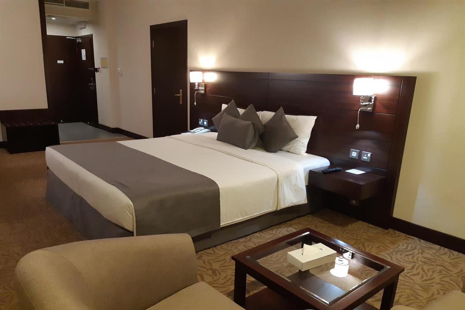 Hotel Luxe Manor Near Delhi Airport New Delhi Ngoại thất bức ảnh